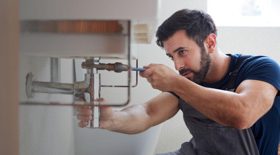 Expert burst pipe repair services in Langlois, OR